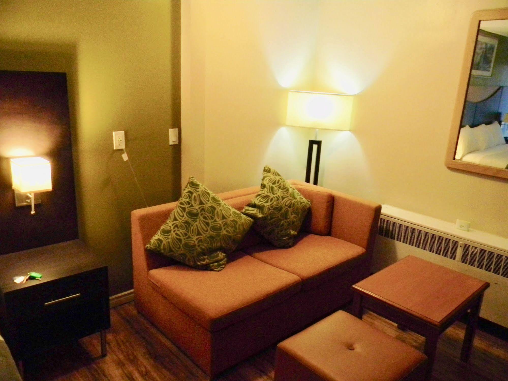 American Plaza Motel Лондон Экстерьер фото